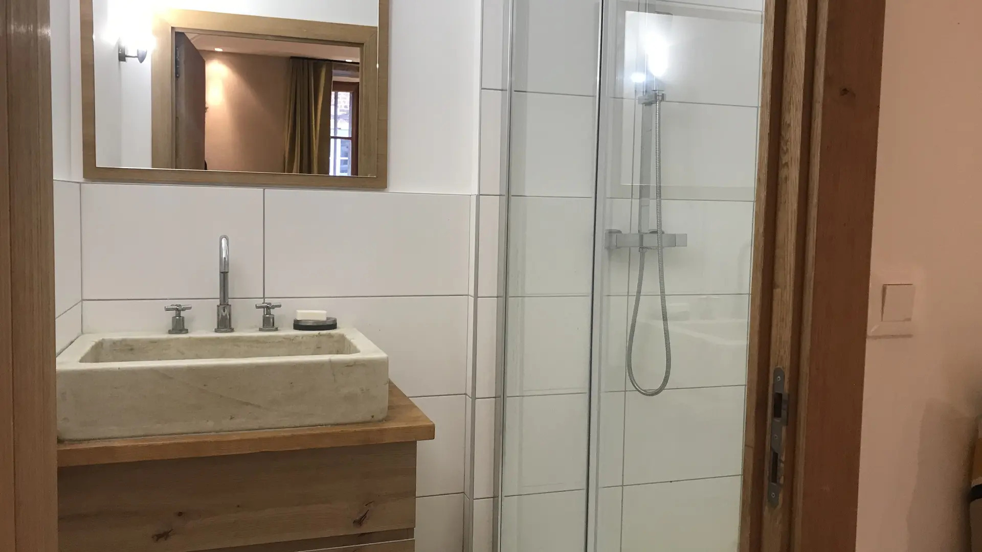côté salle de bain