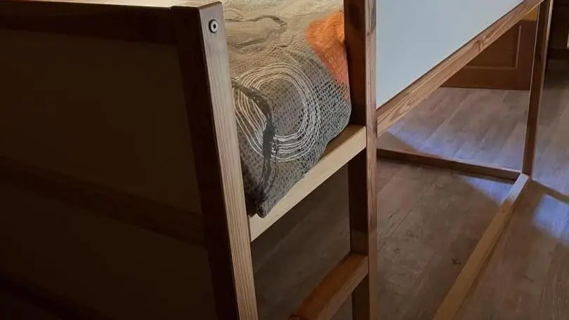 Coin montagne avec lit mezzanine 90x190 pour enfant uniquement
