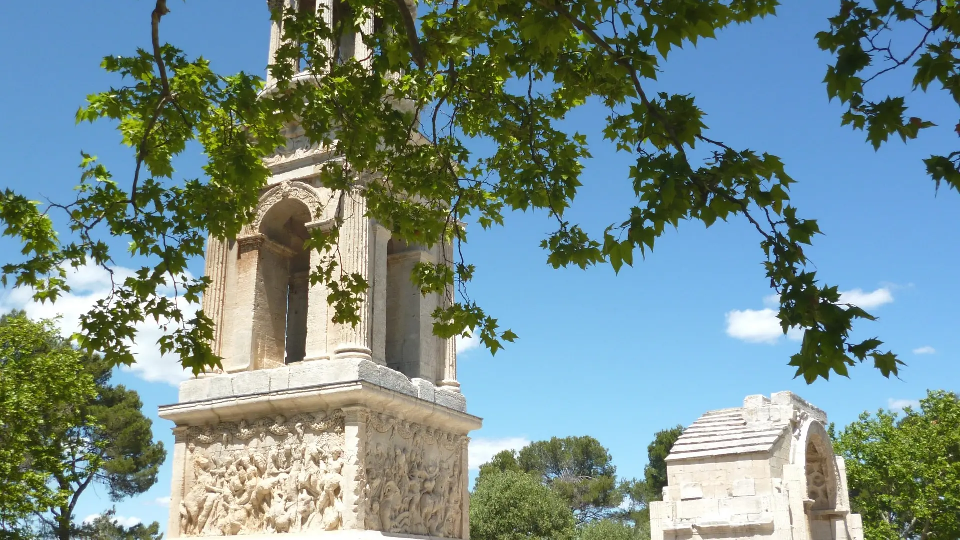 Excursions touristiques avec Cécile Beillieu - Tours in Provence - Alpilles, Luberon, Camargue, Gorges du Verdon