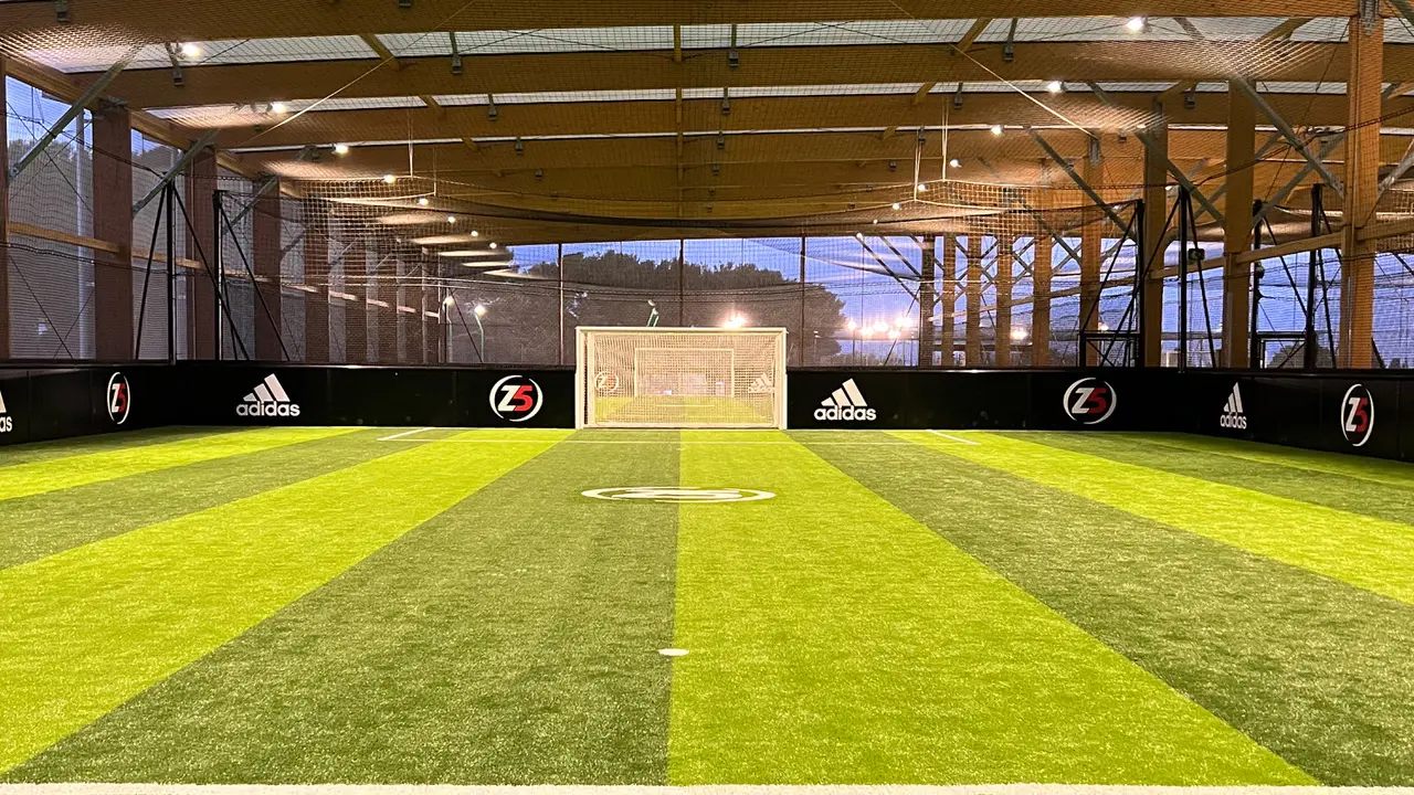 Z5 Istres - Complexe Foot à 5 et Padel