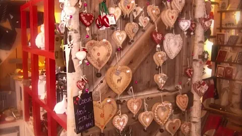 Déco coeurs en bois