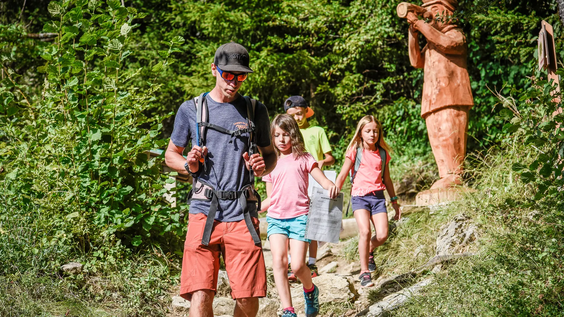 Randonnée enfants au sentier de la forêt 3