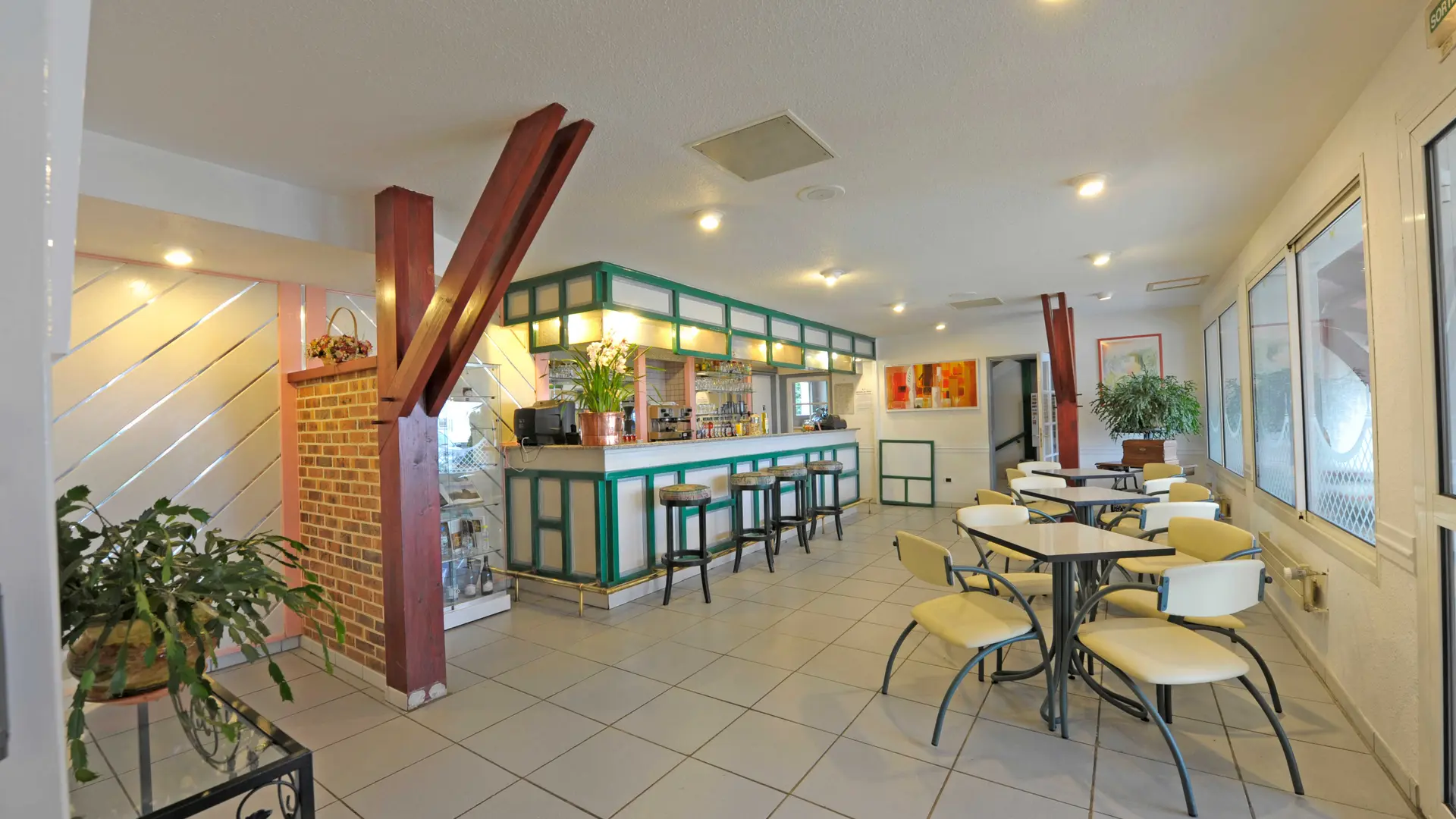 bar- Le Moulin des Gardelles -Malauzat