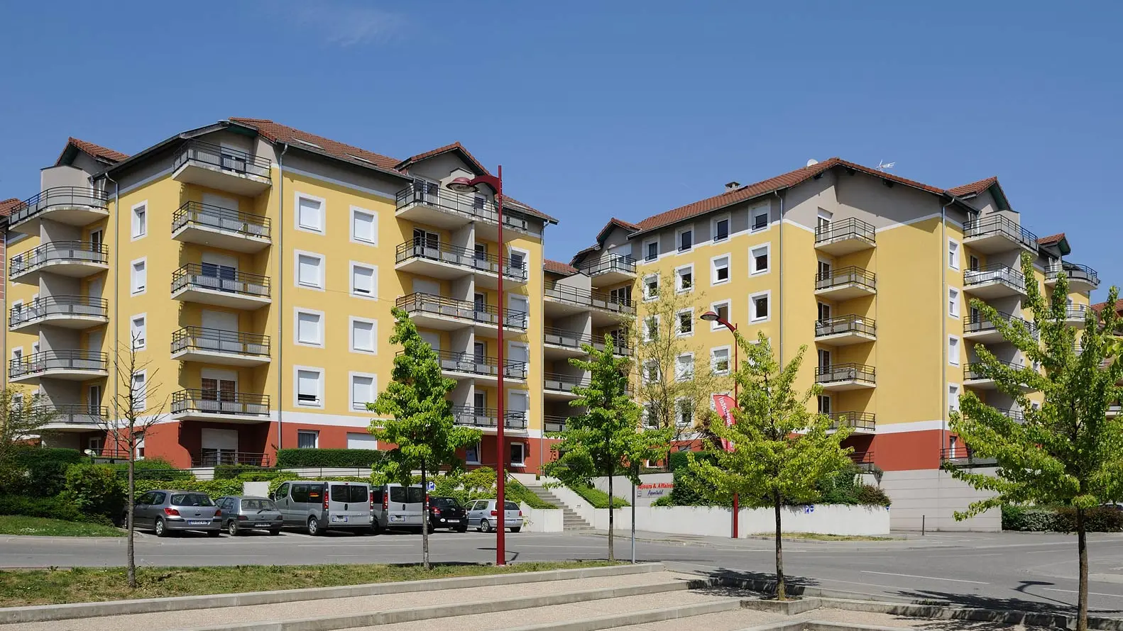 Séjours & Affaires résidence Saint-Genis