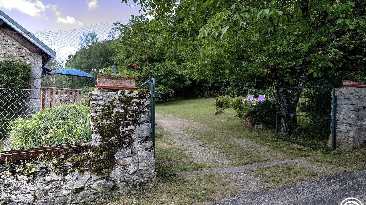 L'entrée indépendante au gîte