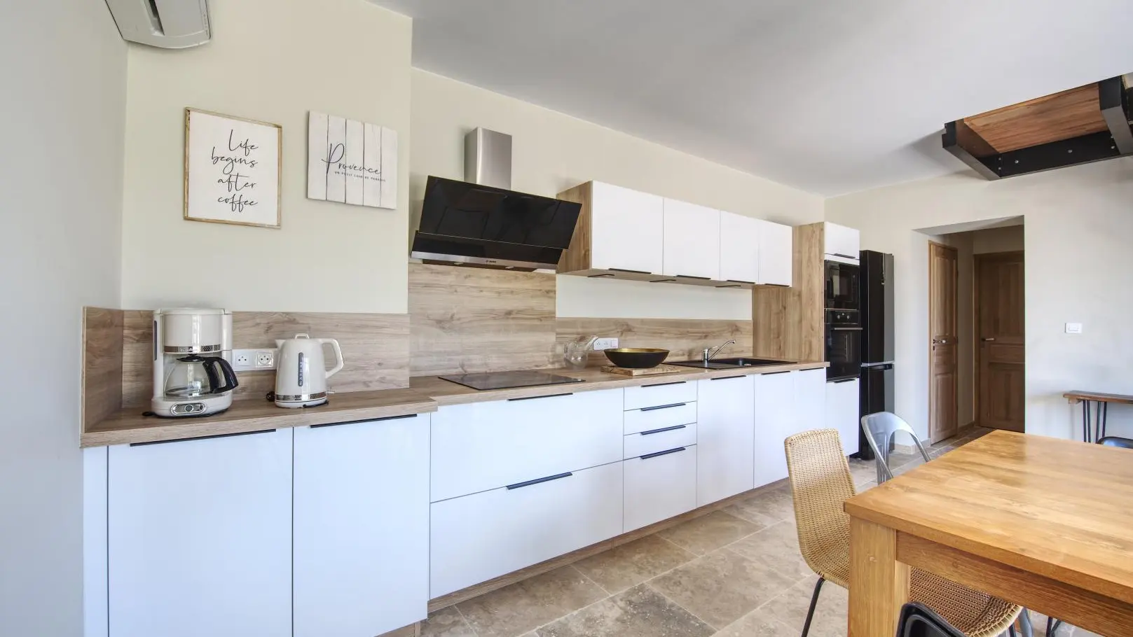 Cuisine toute équipée