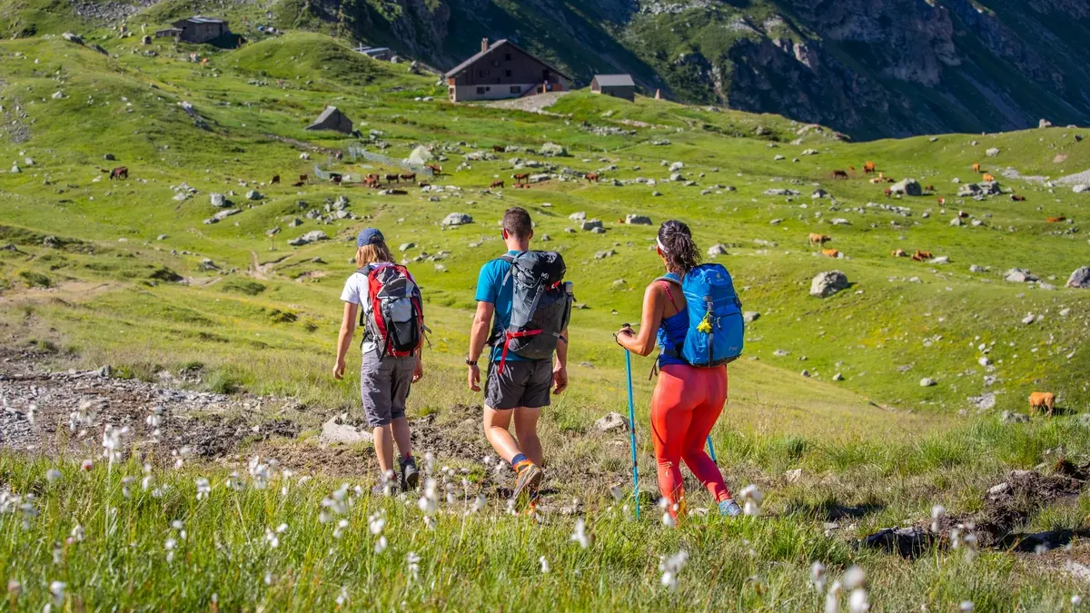 Arrivée vers les refuges de l'Alpe
