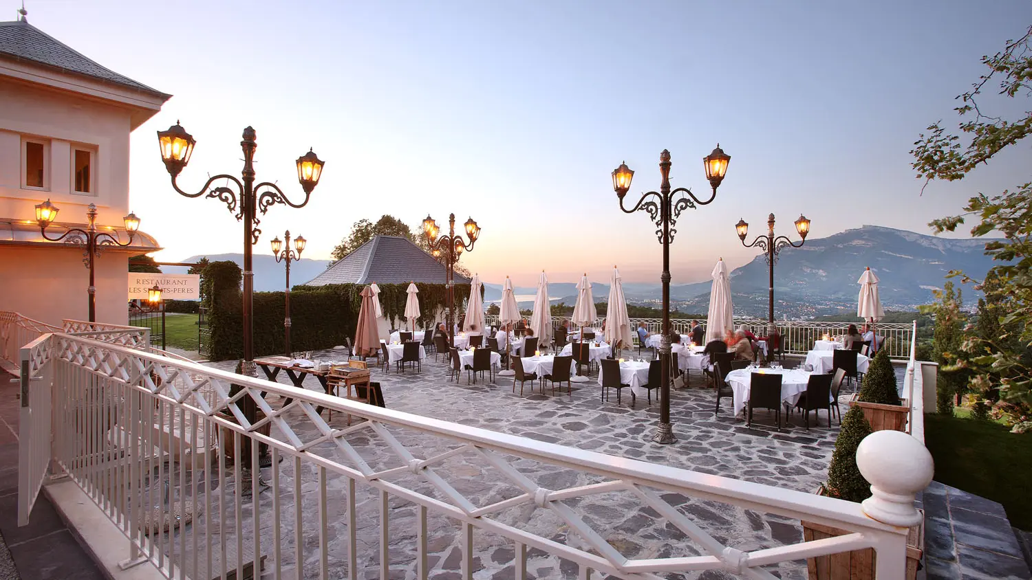 Domaine des Saints Pères à Montagnole :  terrasse