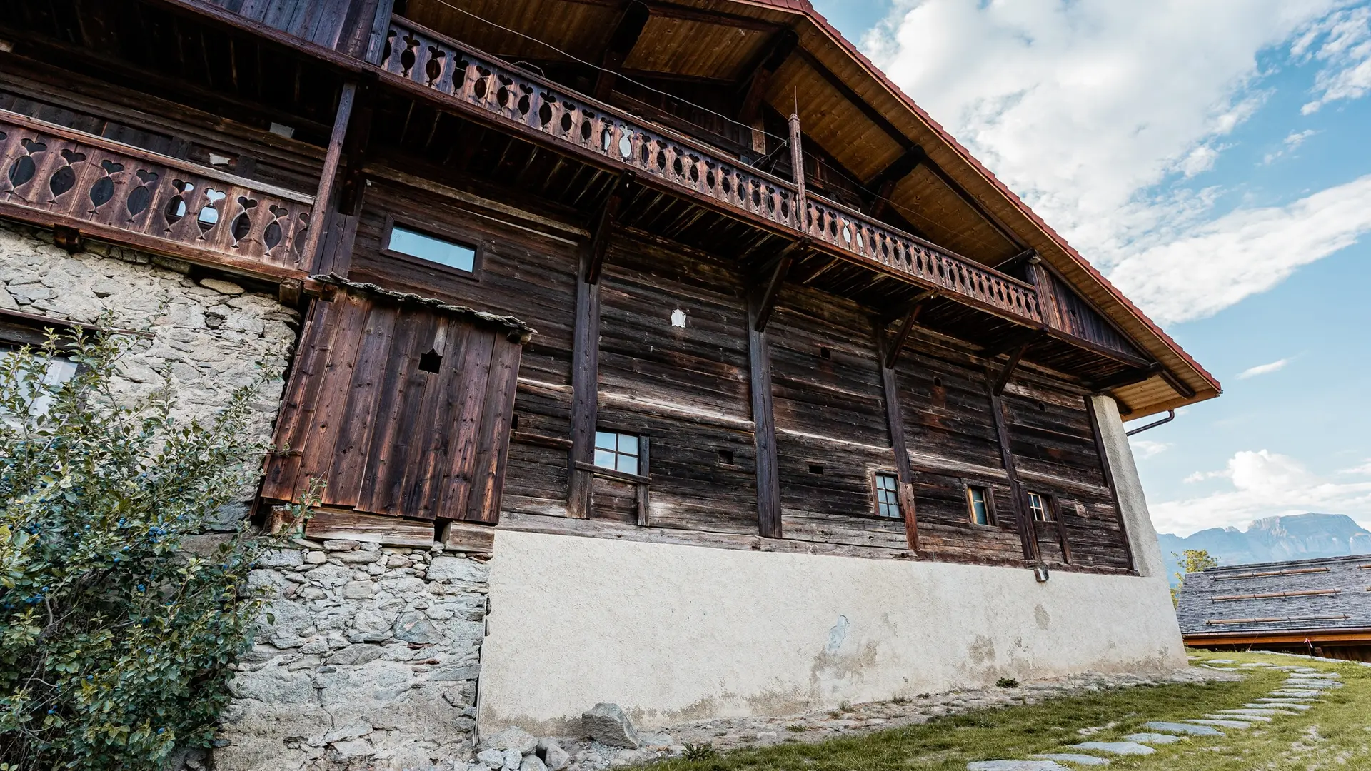 façade avant ferme à Isidore