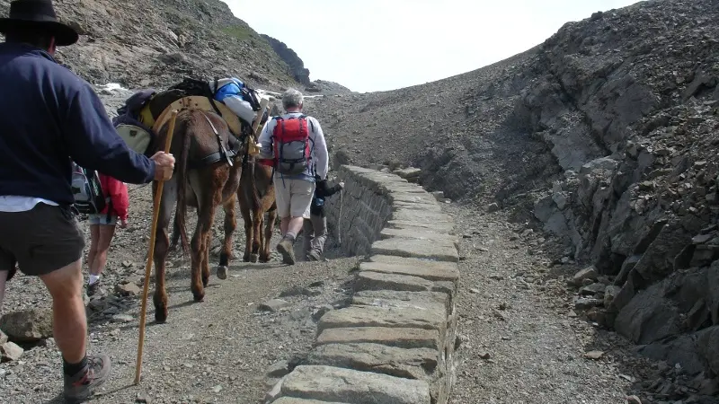 Du Champsaur au Vieux Chaillol en suivant le canal de Malcros.