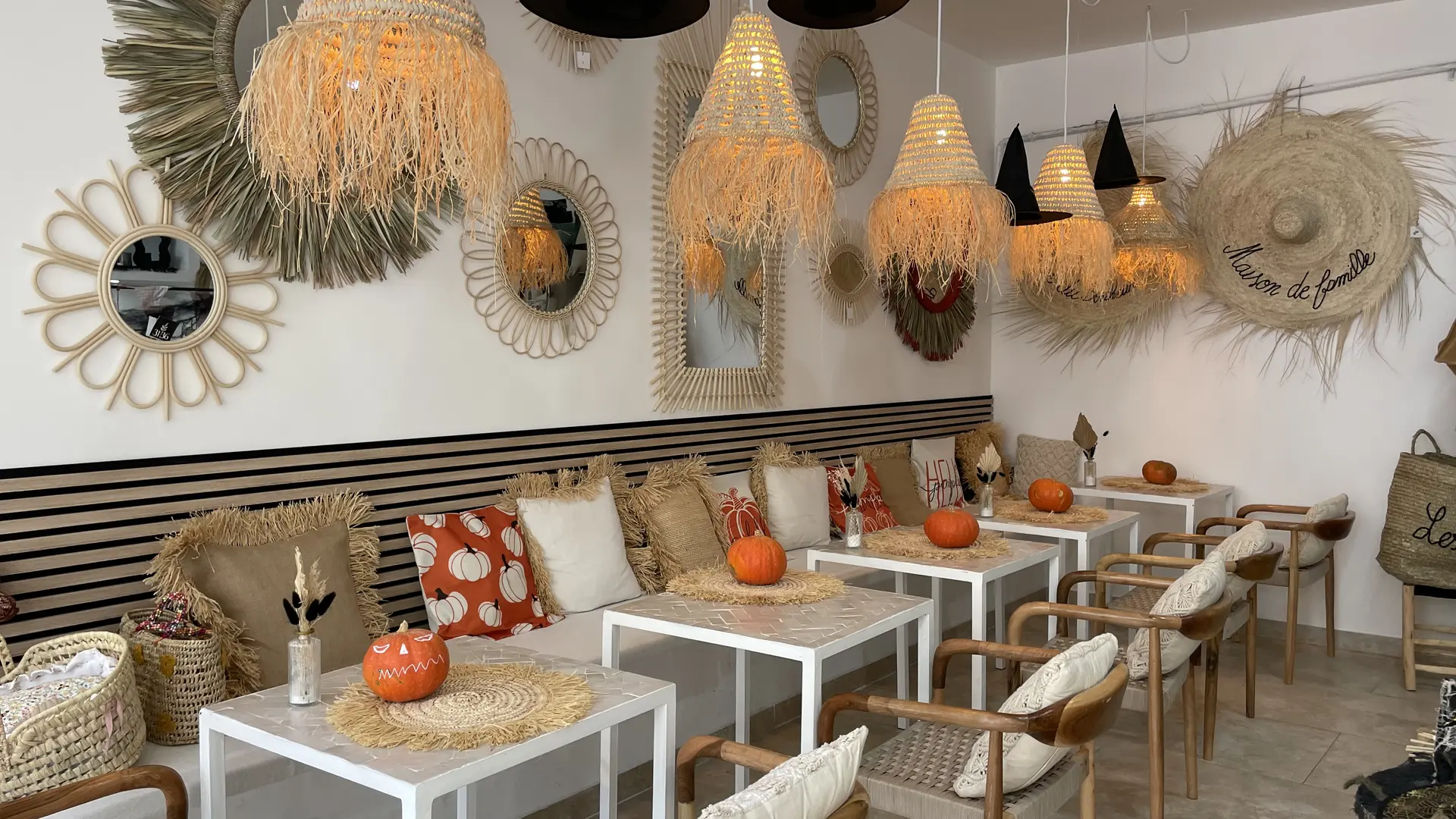 31-36 Concept store déco espace repas