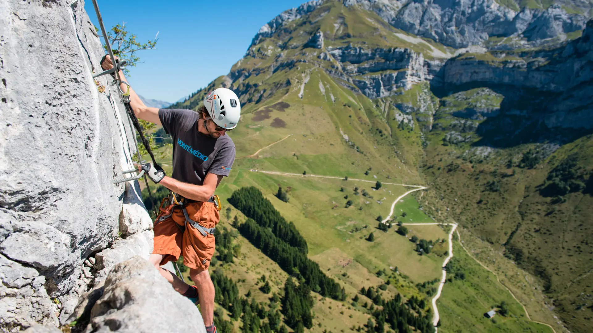Via ferrata et Tyroliennes_Talloires-Montmin