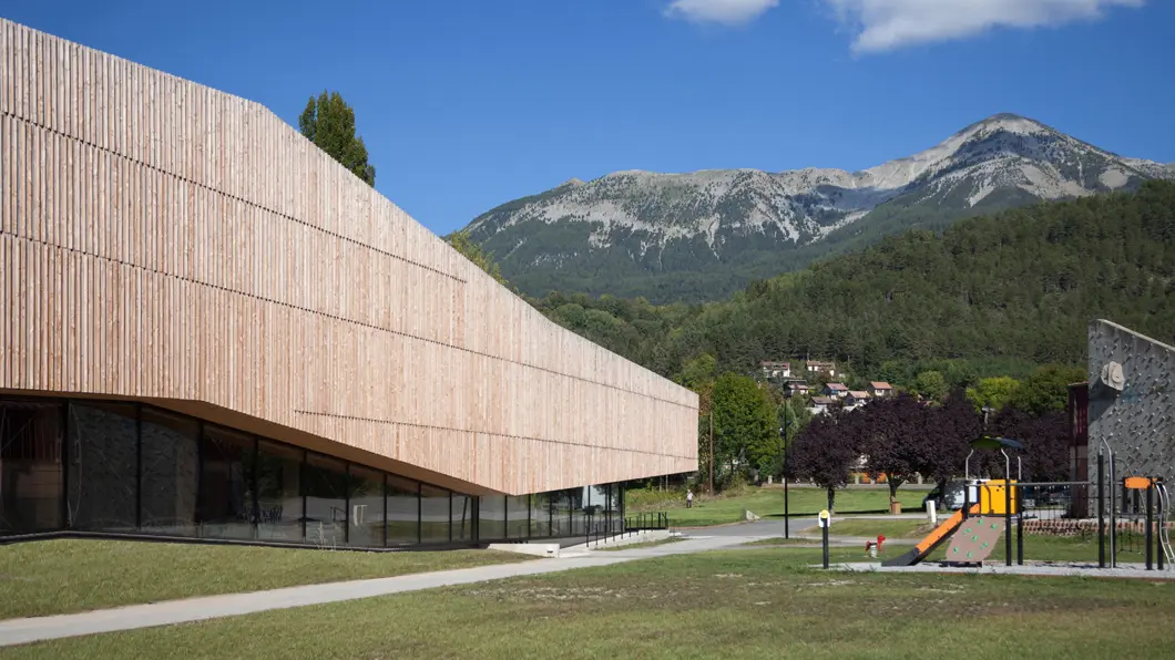 Plaine Sportive et aire de jeux de Seyne les Alpes_Seyne