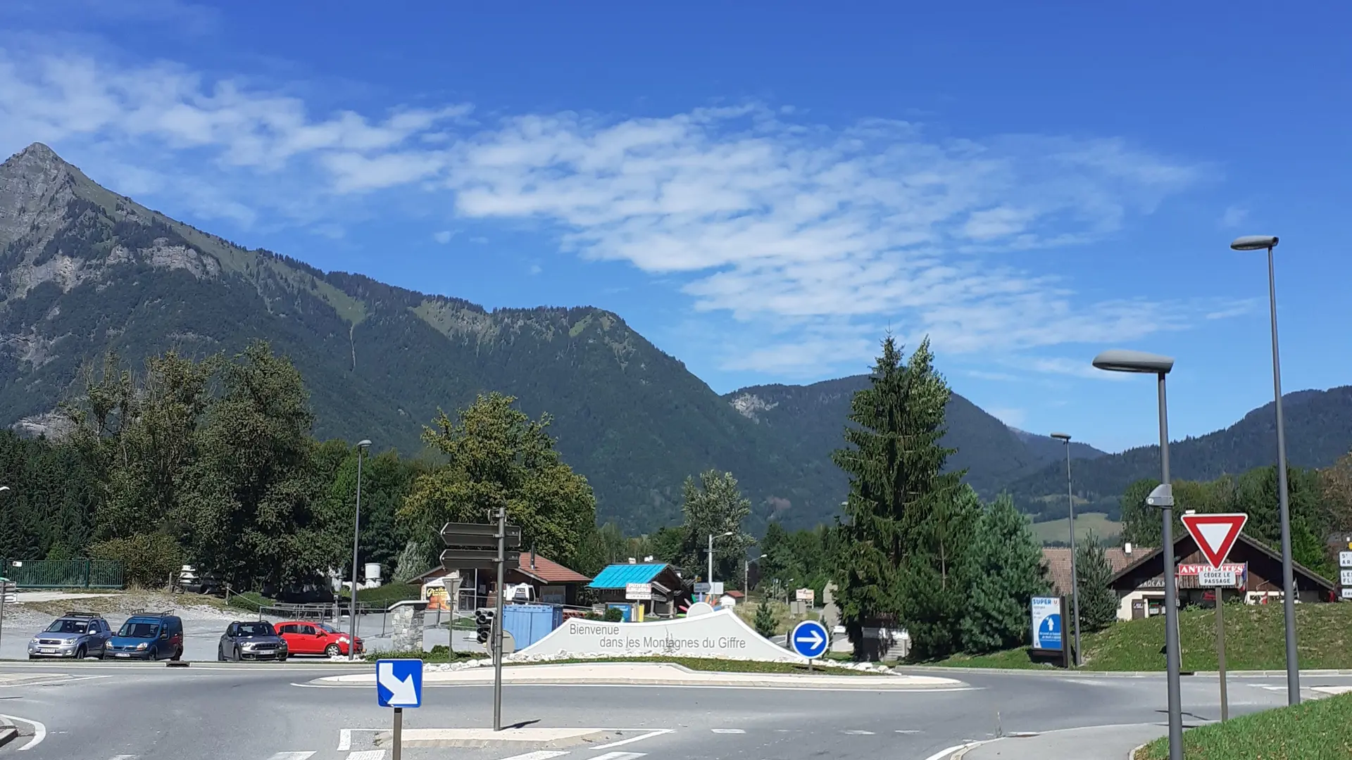 Carrefour Col de Châtillon