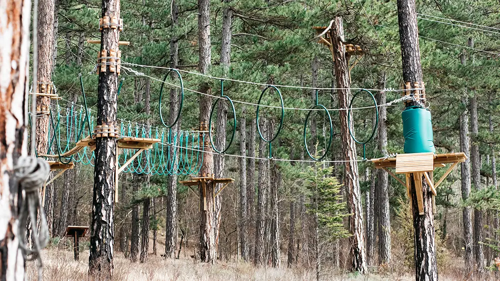 Parcours acrobatiques en hauteur