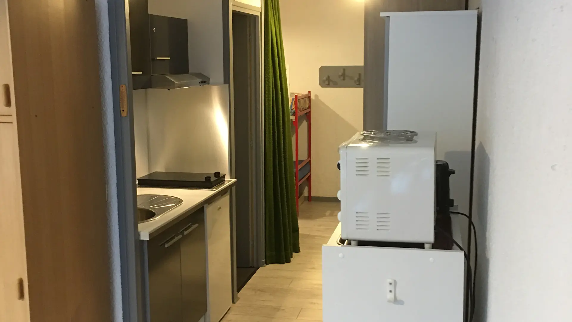 Kitchenette