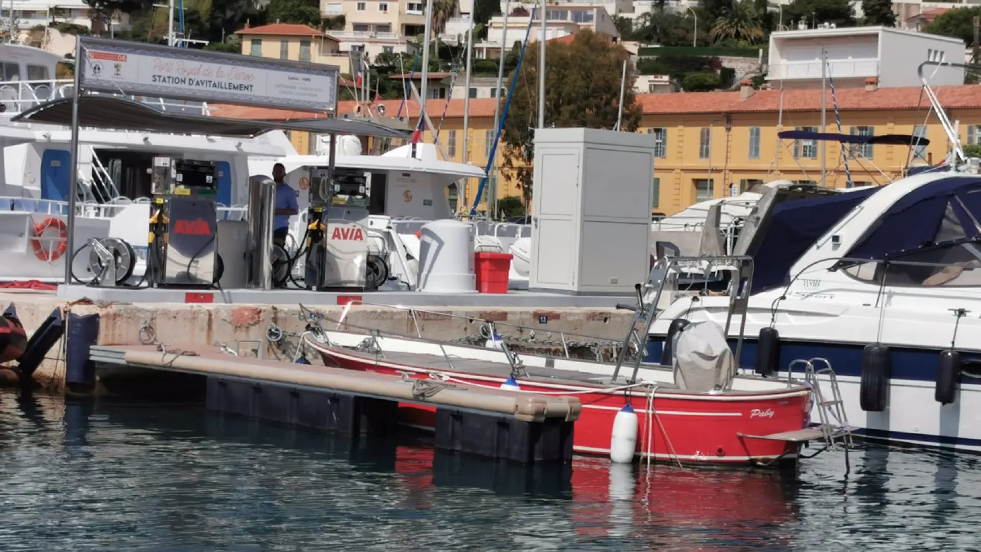 Station Service Villefranche Darse