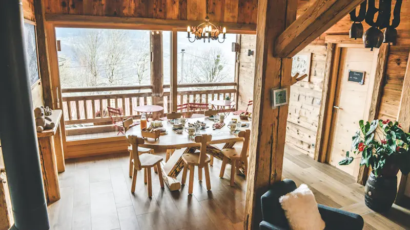 Salon commun et salle à manger