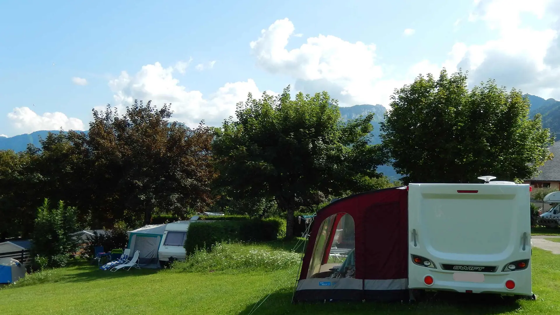 emplacement verdoyant caravaning