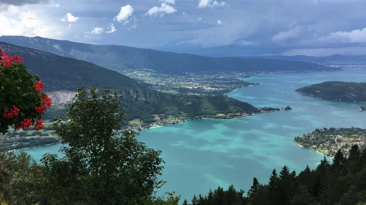 Photo touristique - Le lac d'Annecy vu du Col de la Forclaz