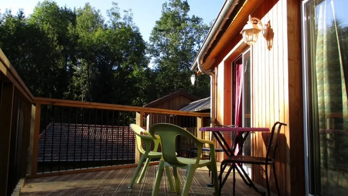 en terrasse au crépuscule
