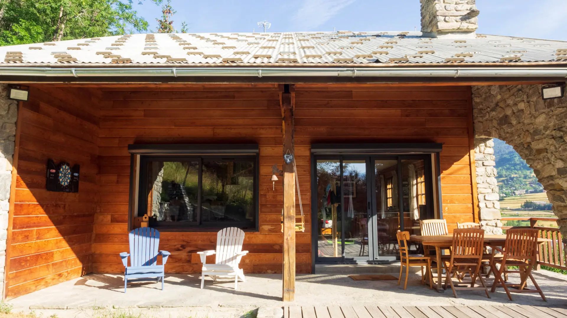 chalet-le-mont-milo-6-terrasse-couverte-serre-chevalier-briancon