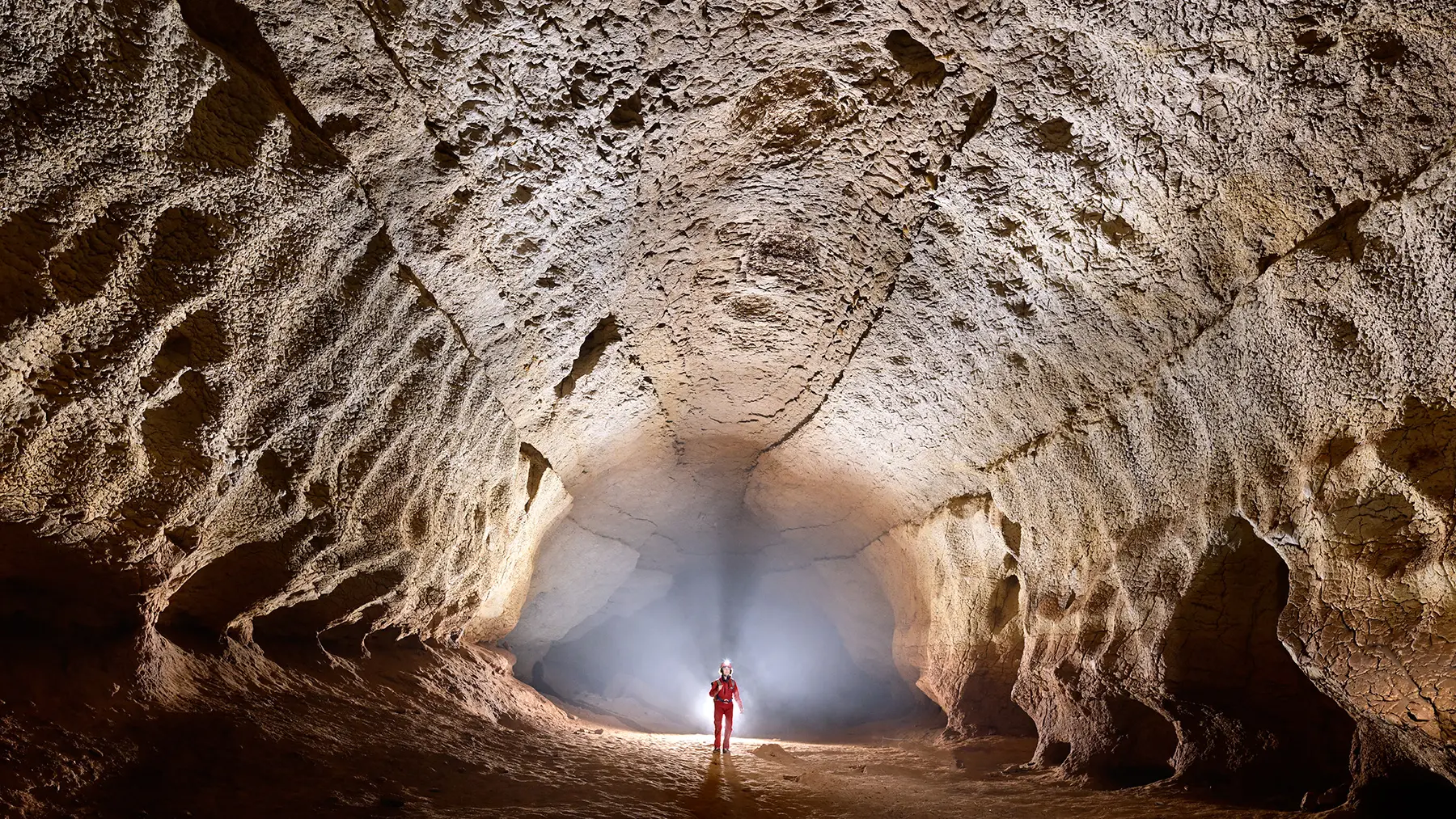 Spéléo à la Grotte Saint-Marcel