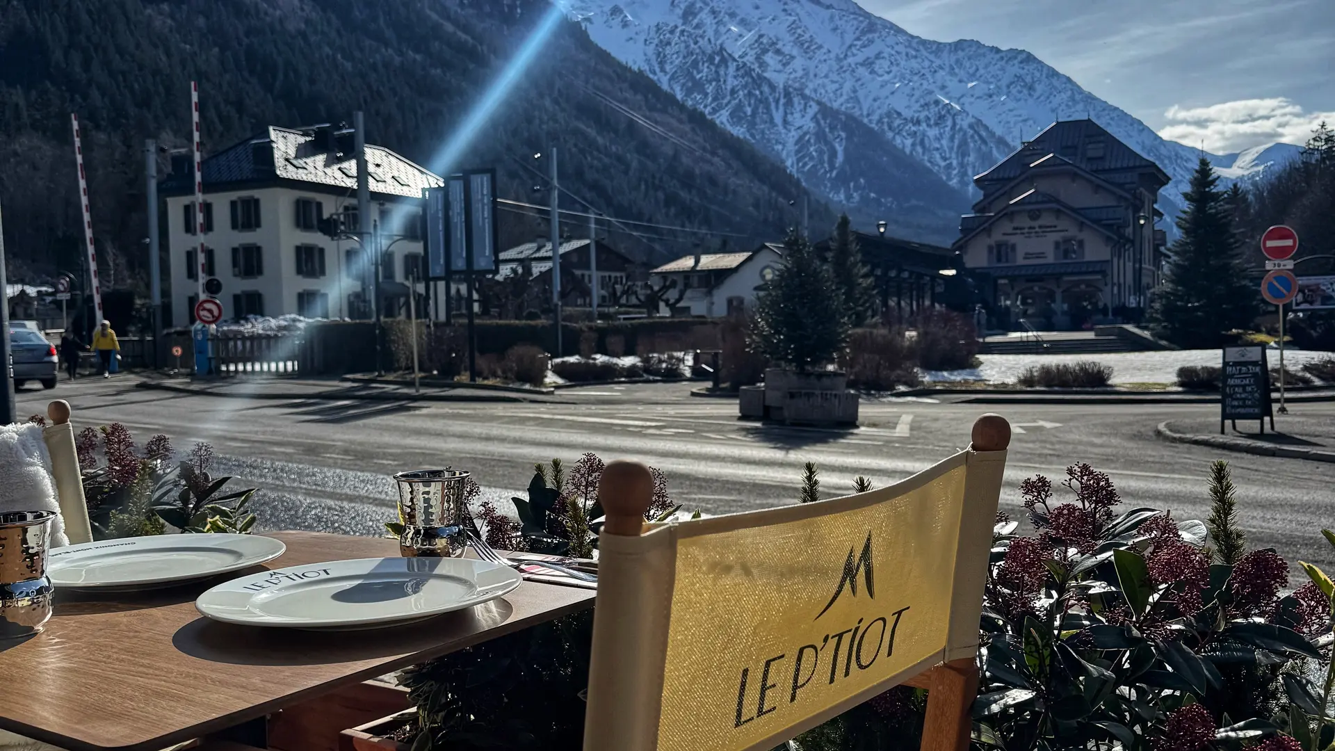 devant le restaurant