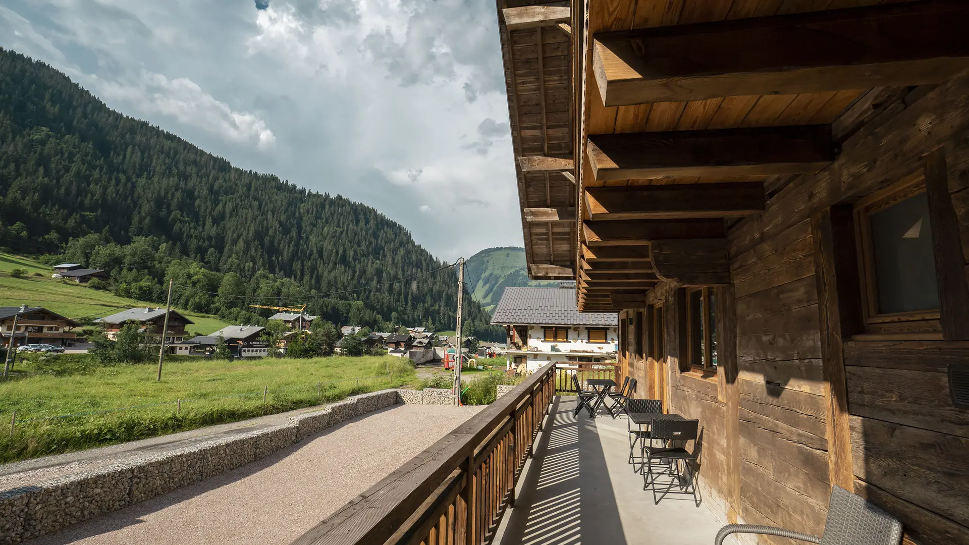 Vue du balcon-été - Chalet les Cerfs_Châtel