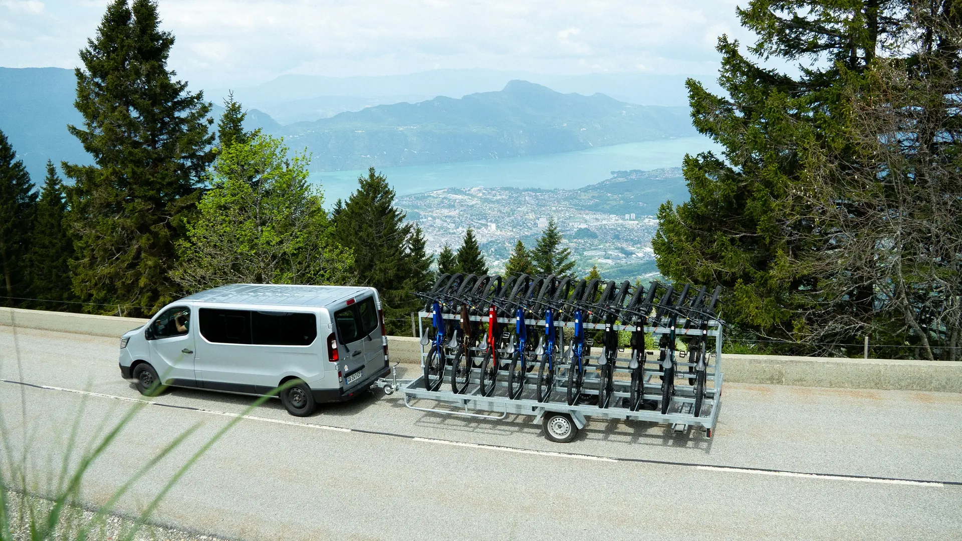 Livraison d'un groupe à Savoie Grand Revard