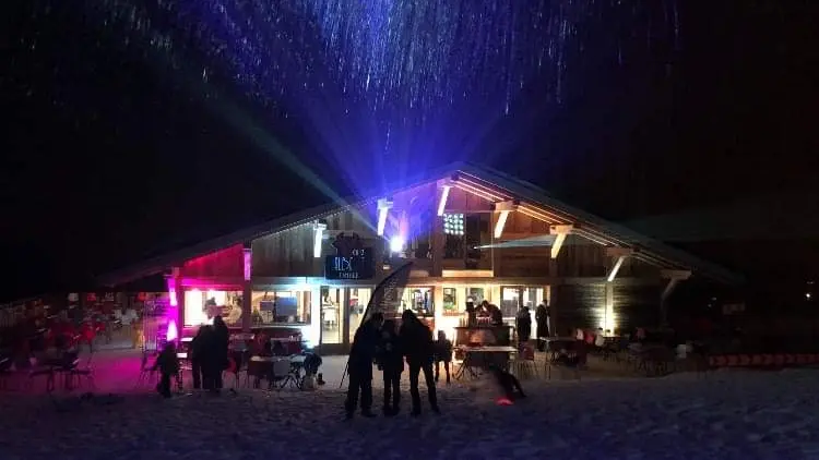 Soirée festive en hiver du restaurant Chez Albert