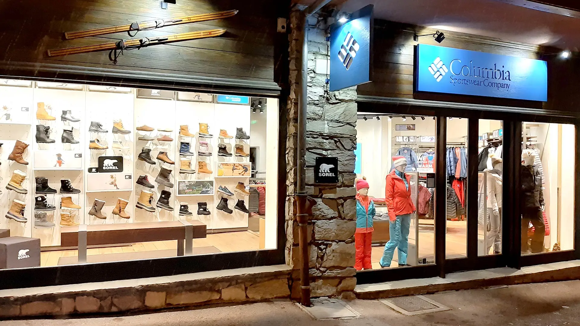 Devanture boutique-Columbia_Val d'Isère