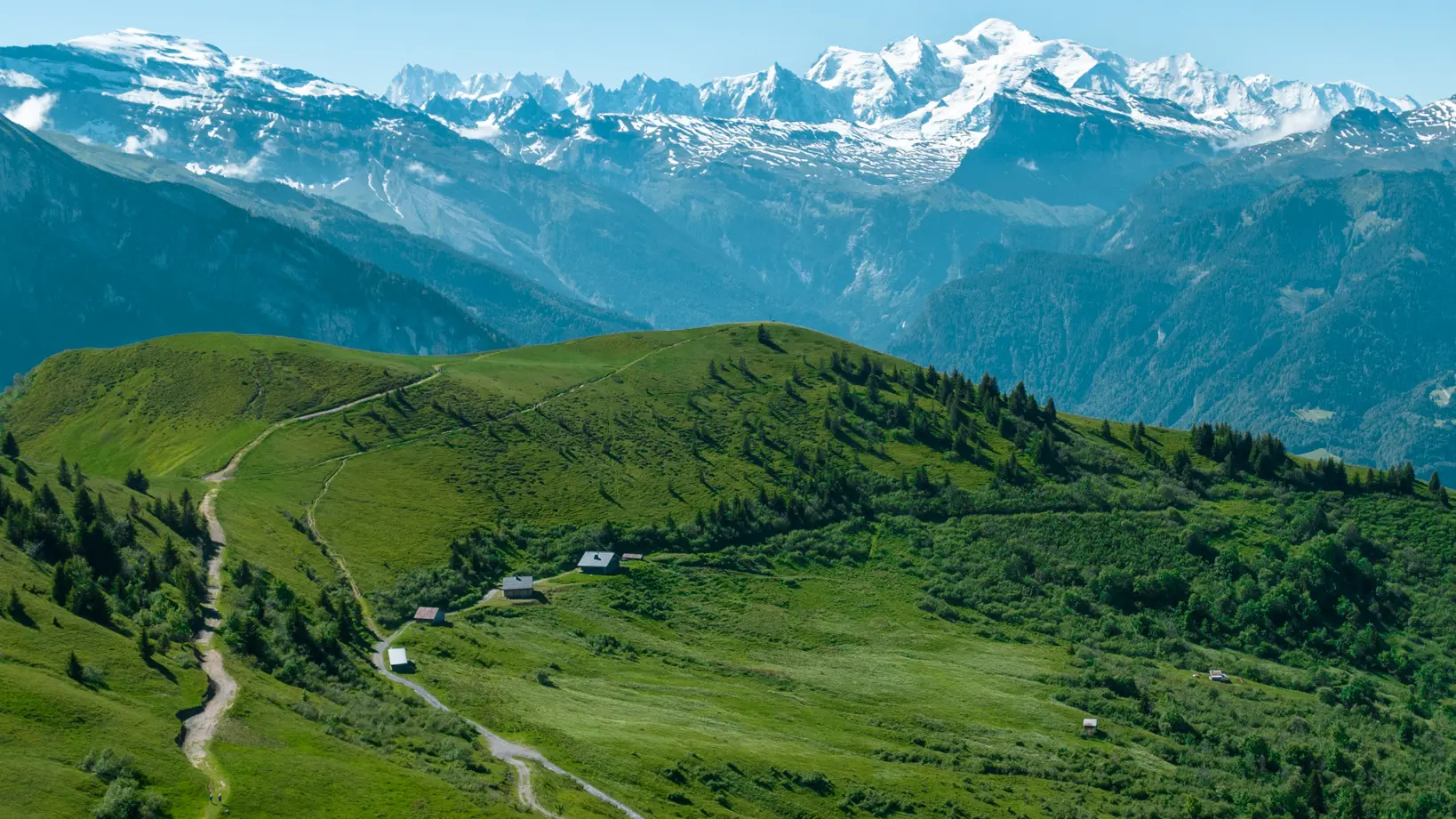 Joux Plane avec la vue sur le Mont Blanc