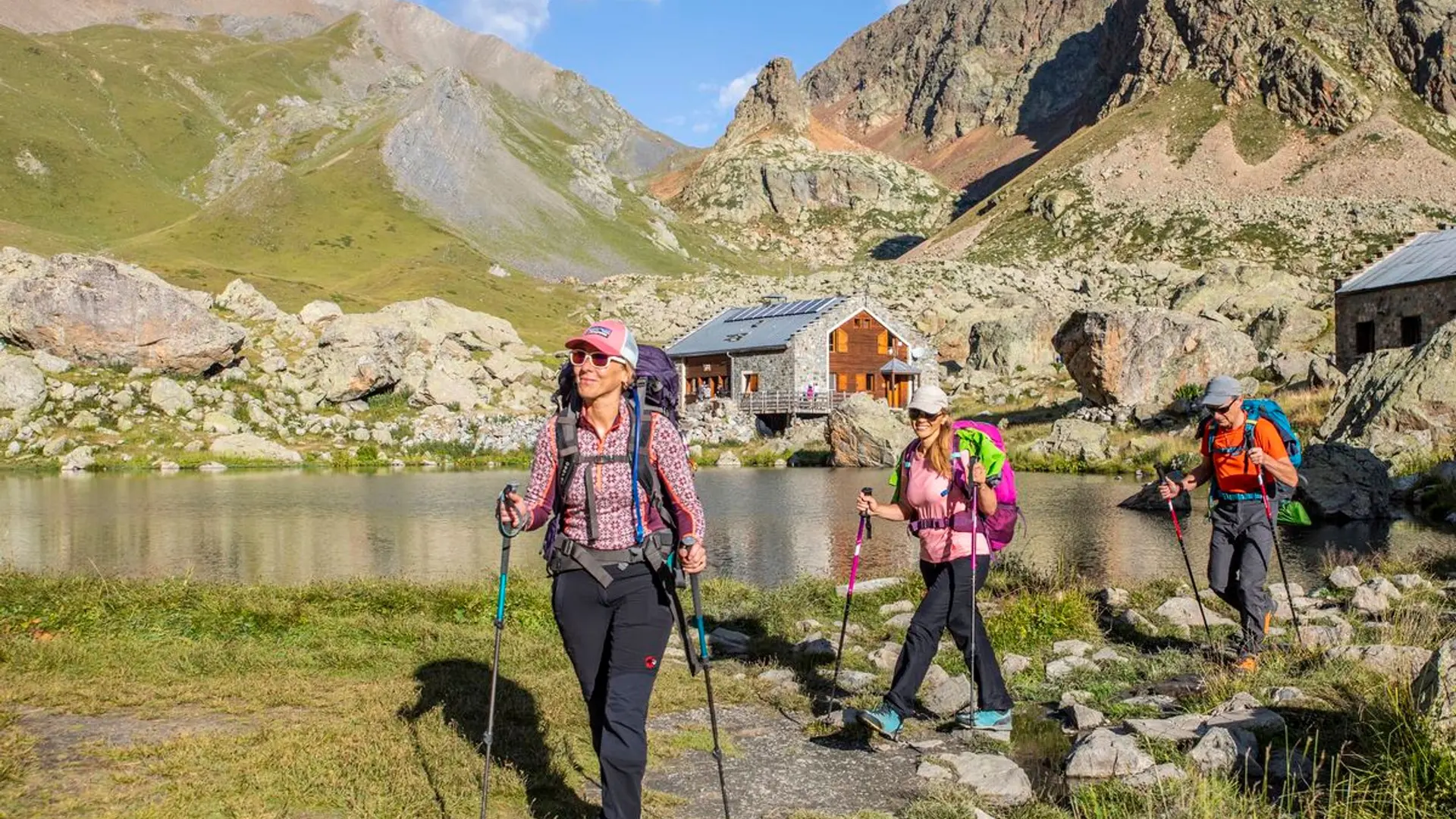 Refuge et lac de Vallonpierre