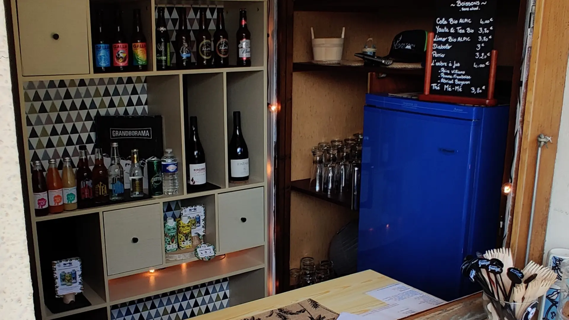 Bar