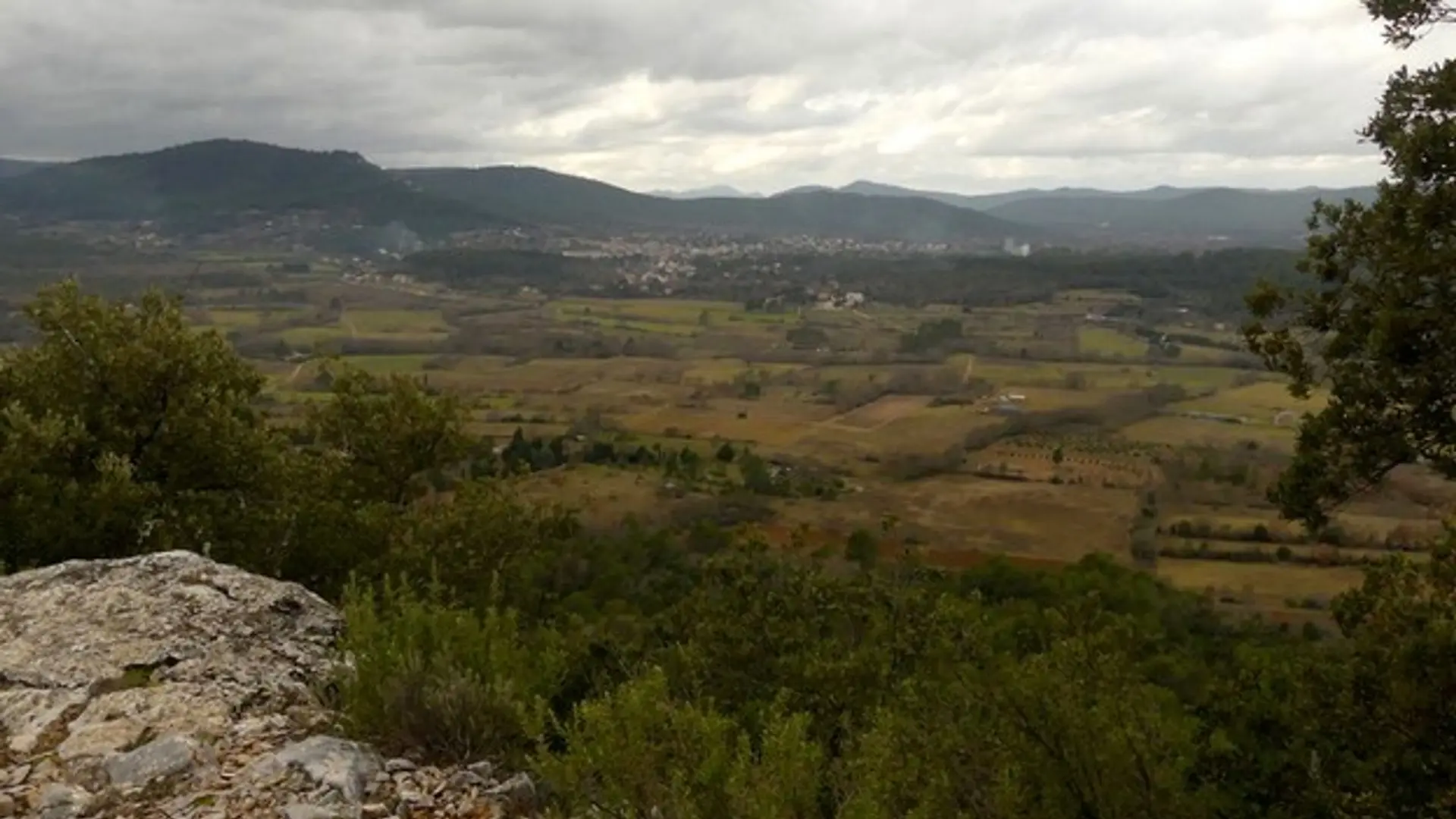 La vue de la plaine de Nans