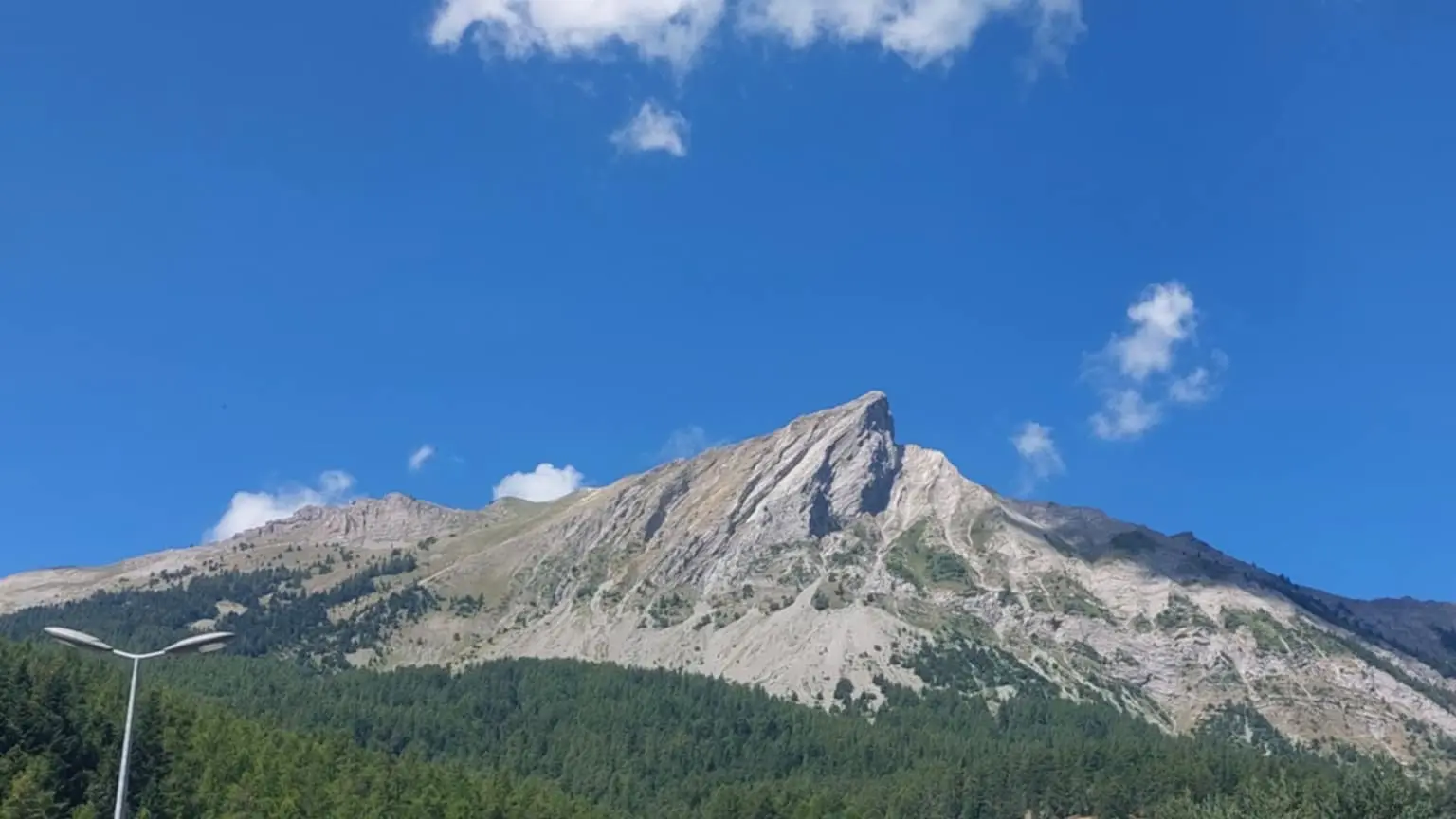 Location Mme Chrabaszcz Frédérica_Laye