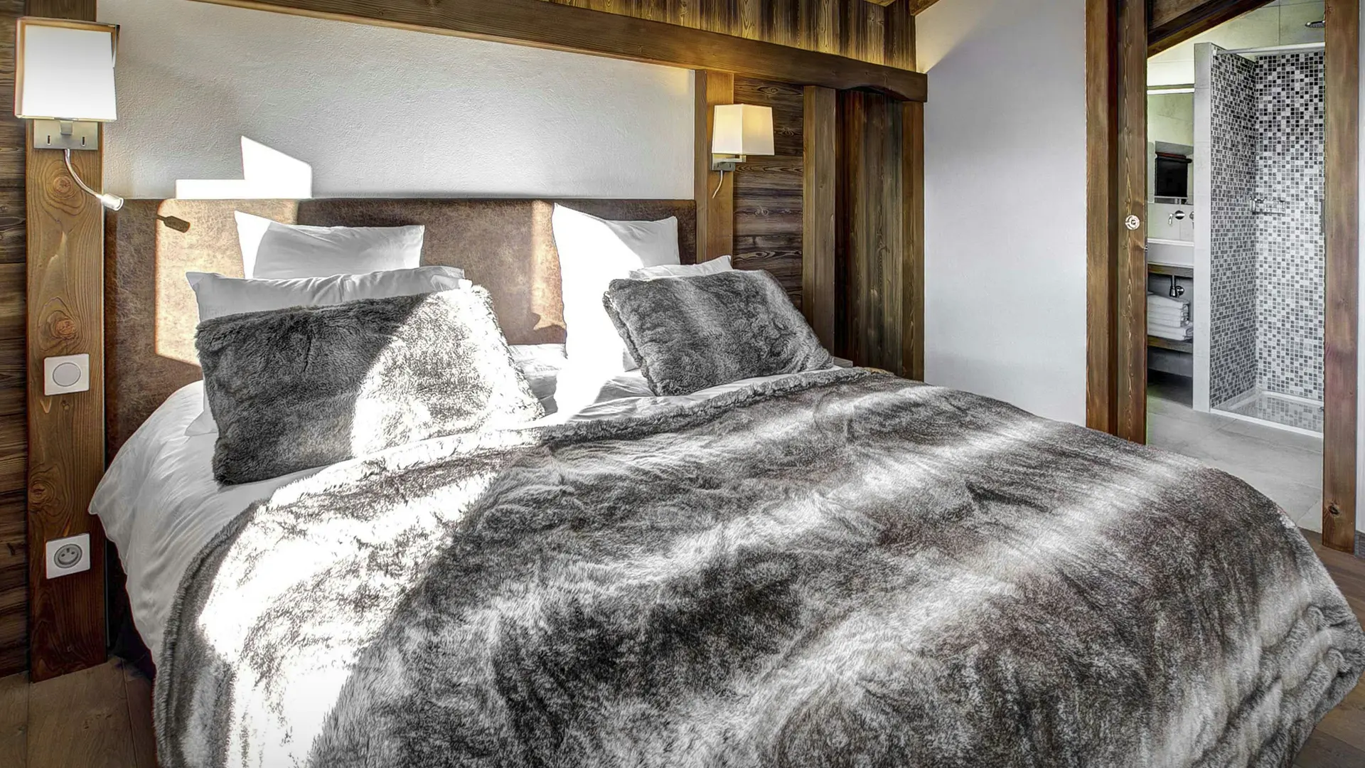 Chalet Pralor Le Peille - OVO NETWORK