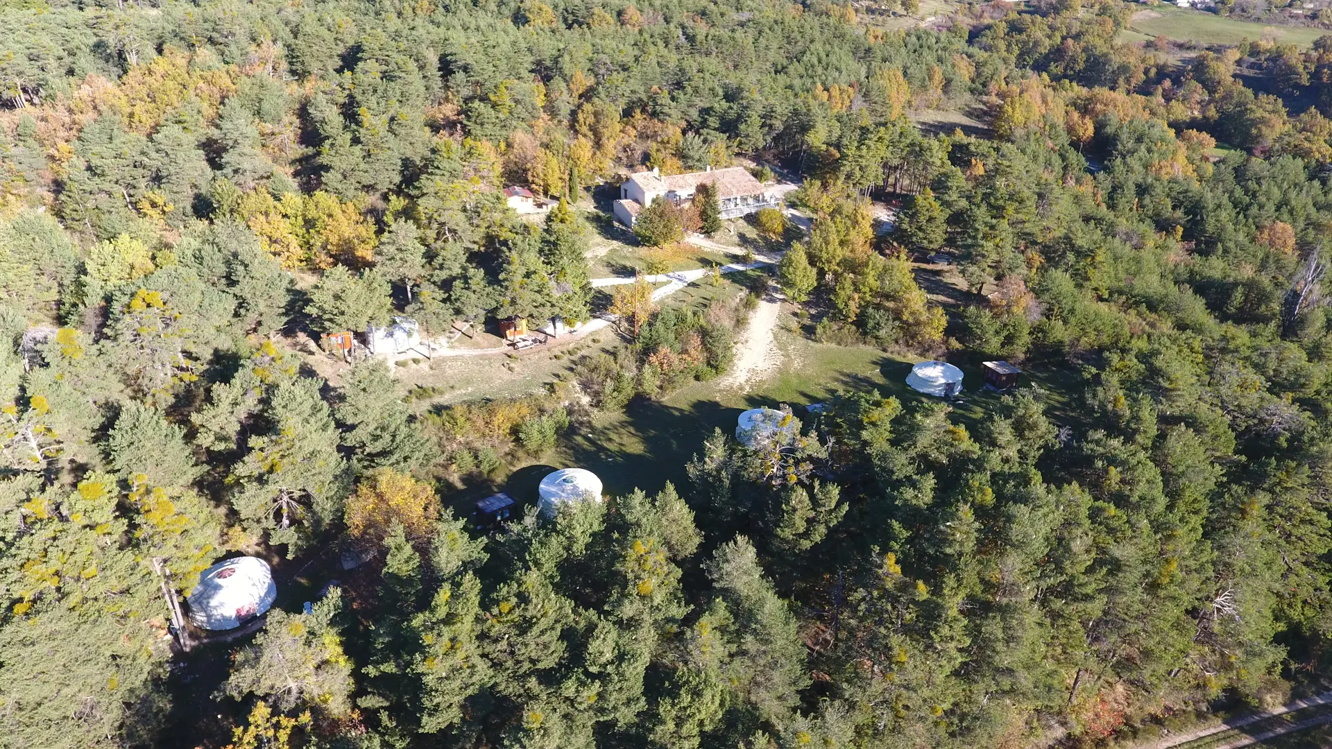 Vue aérienne camp Destination Ailleurs