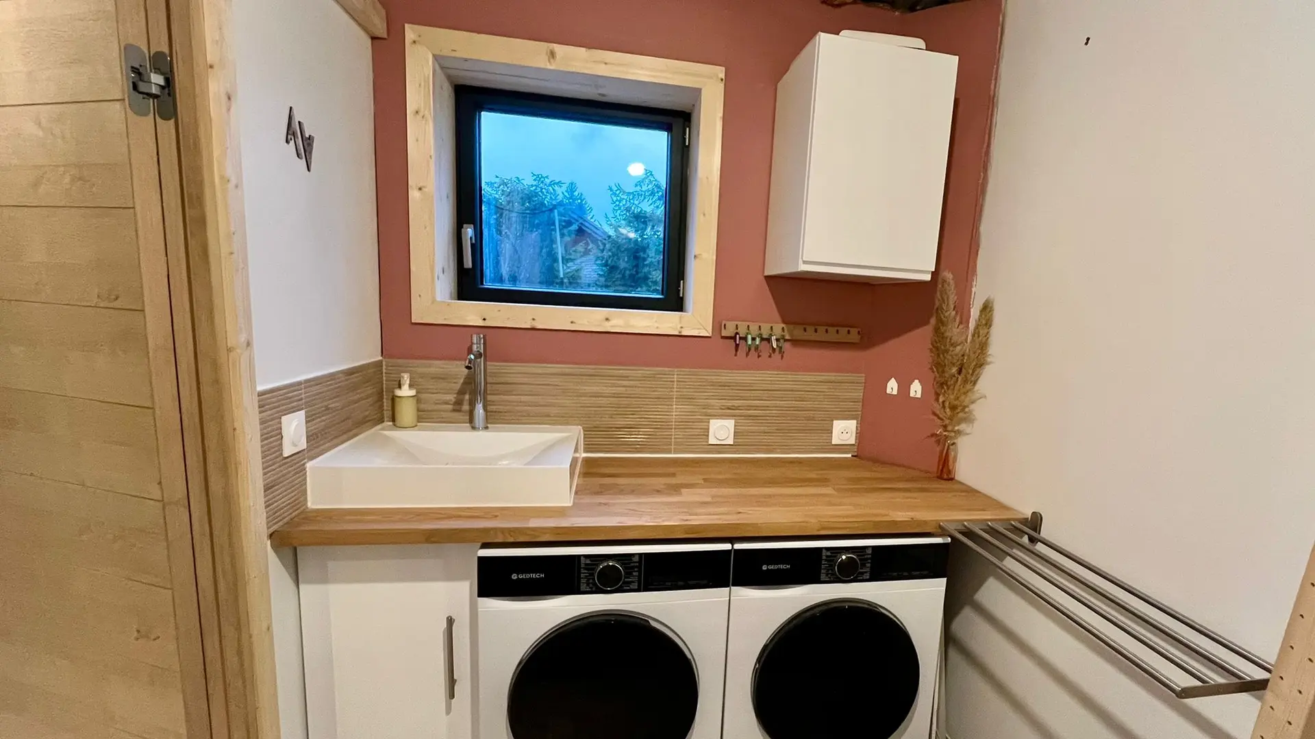 Salle de bain de l'appartement du haut