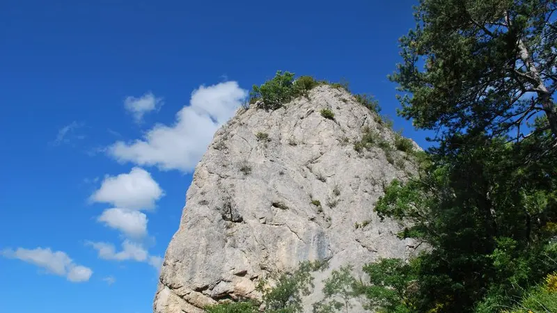 Le Rocher Pointu