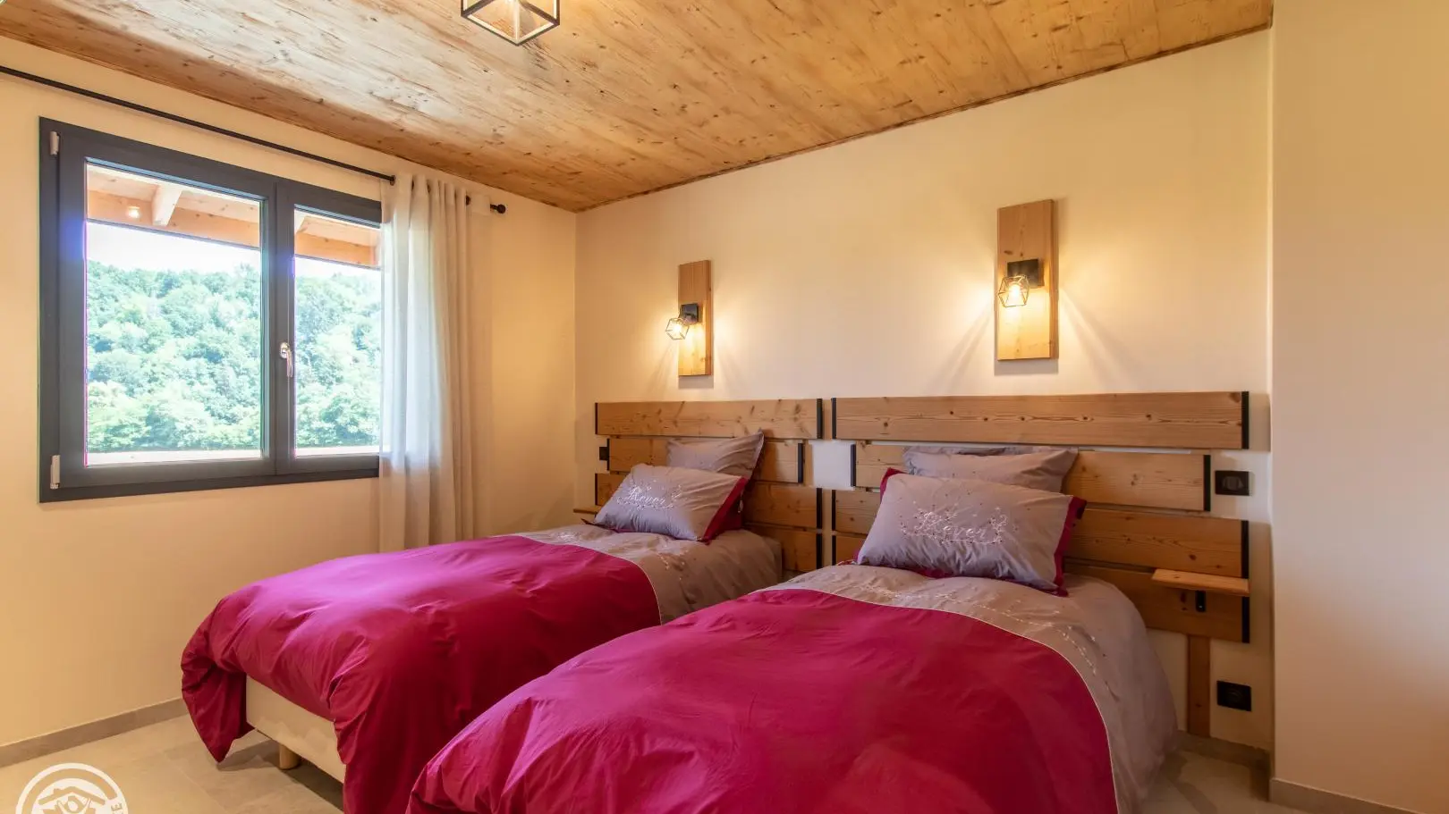 Chambre 2: 2 lits 90X190 cm jumelables