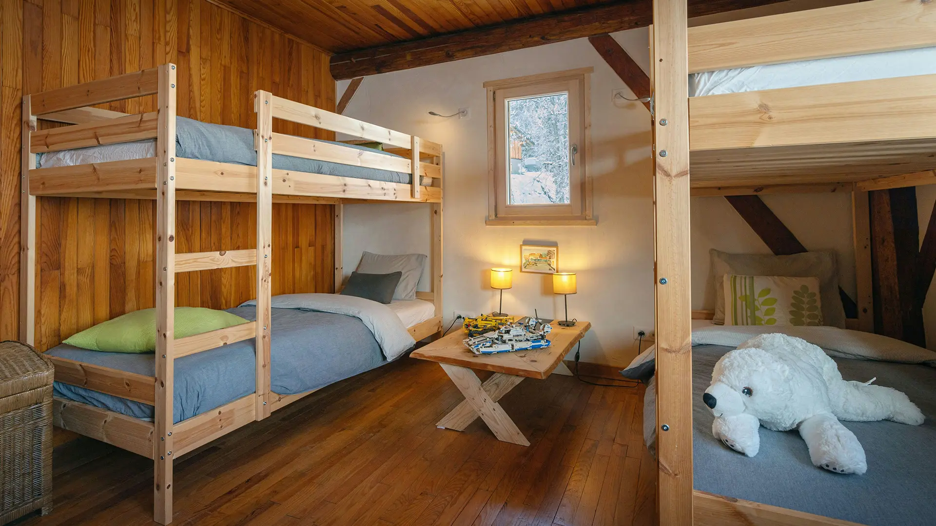 Chambre 4 avec lits superposés