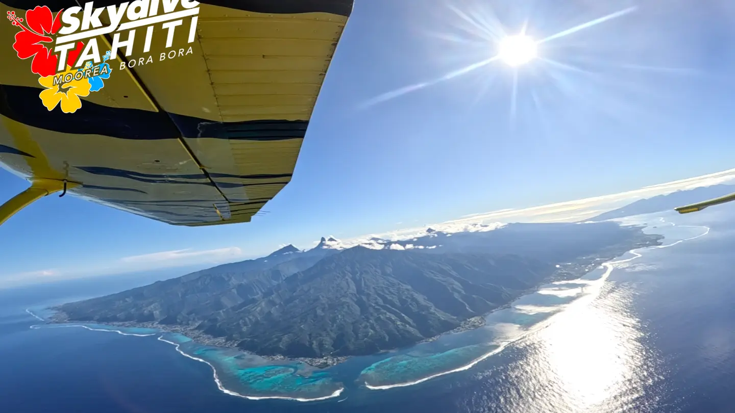 Tahiti from the sky Skydive logo