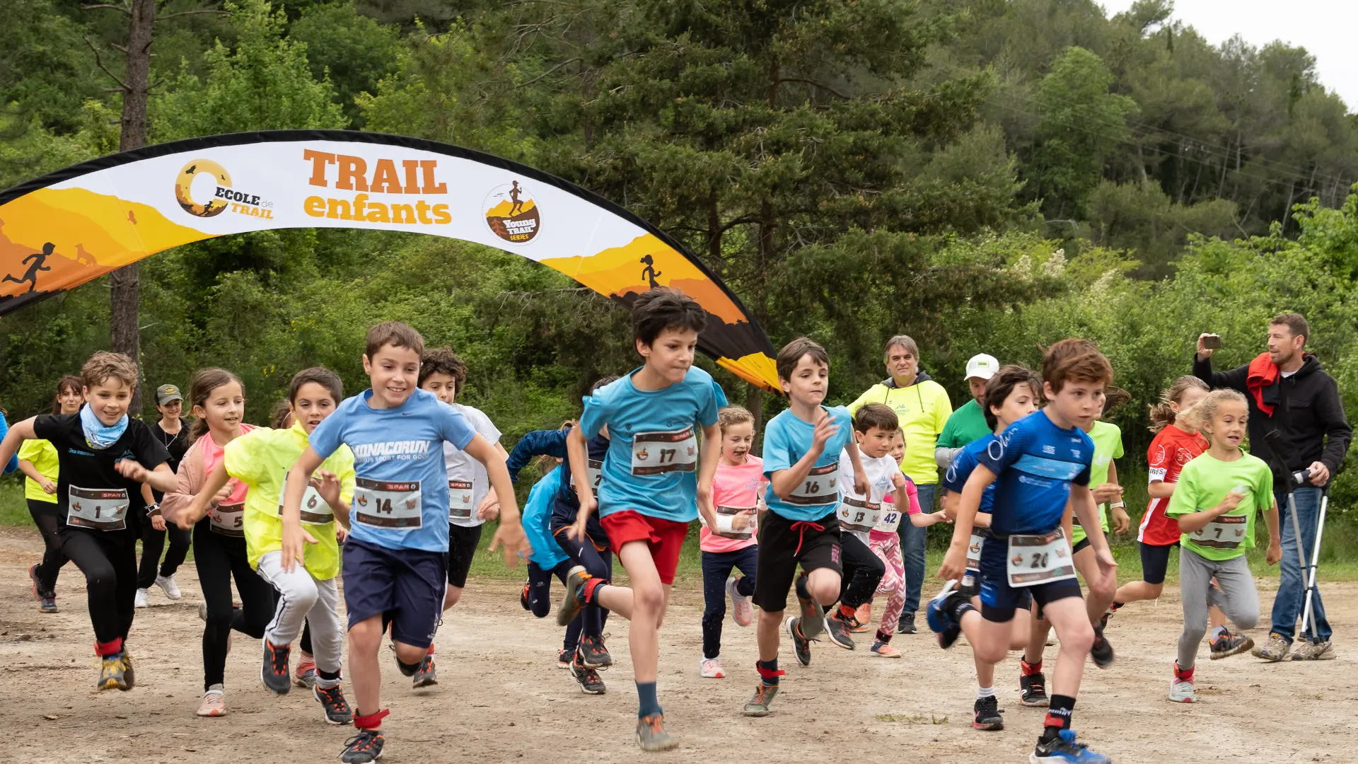 Young trail series course pour les enfants Dynamic Trail