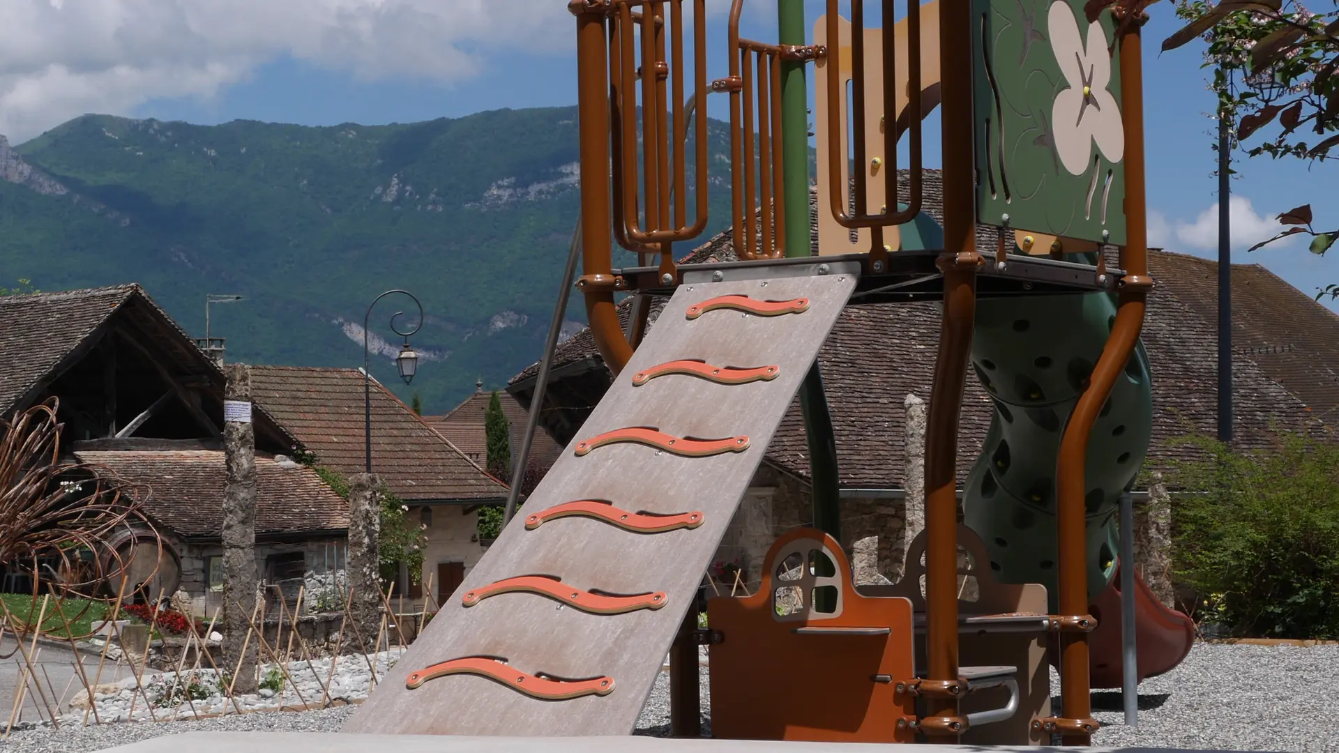 Aire d'accueil pour camping-cars Le Caveau Bugiste