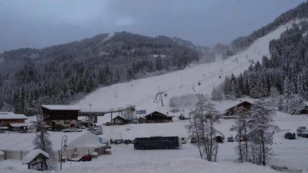 STADE DU LINGA, liaison avec avoriaz