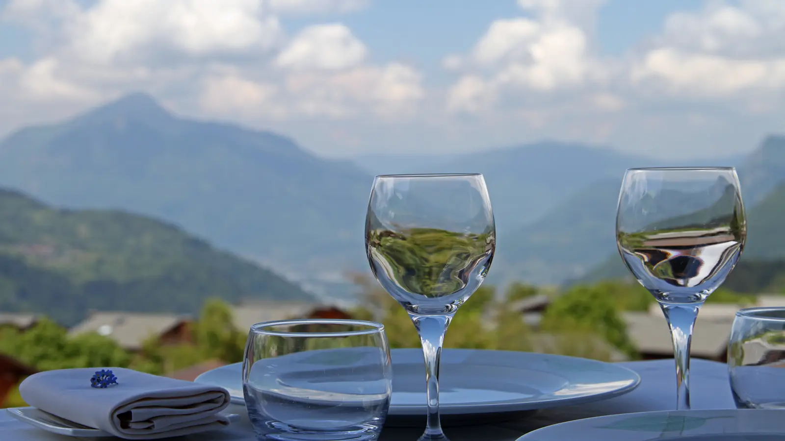 Terrasse restaurant Gastronomique La croix de Savoie