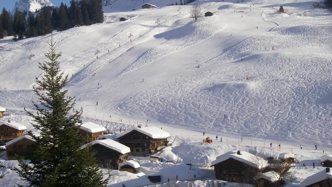 sur la piste verte du lac, dans un ancien chalet d'alpage rénové