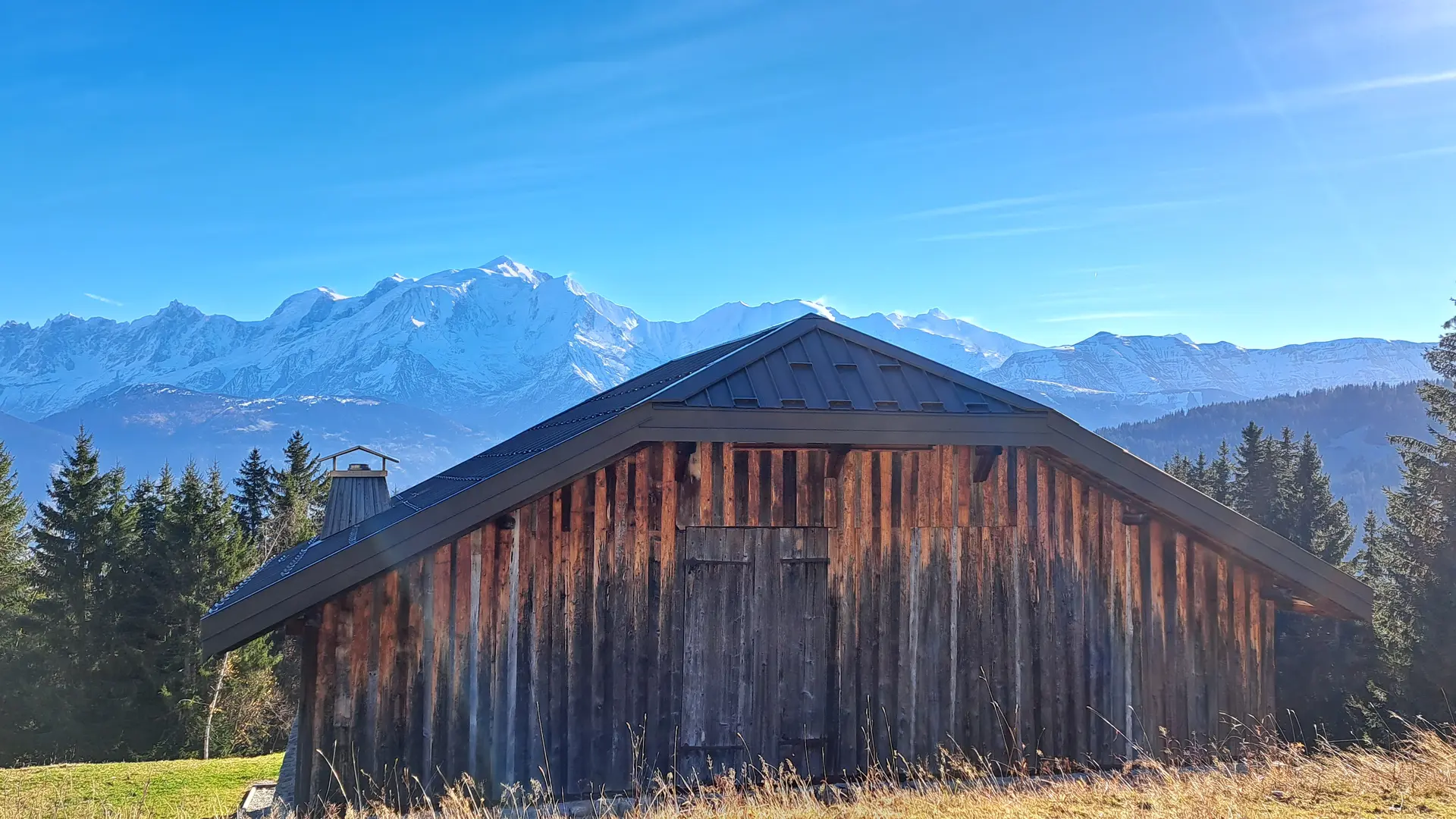 Vue sur Mont-Blanc depuis le Chanté